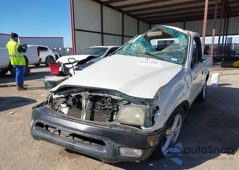 2002 Toyota Tacoma из США, поврежденный, VIN 5TENL42N02Z113253